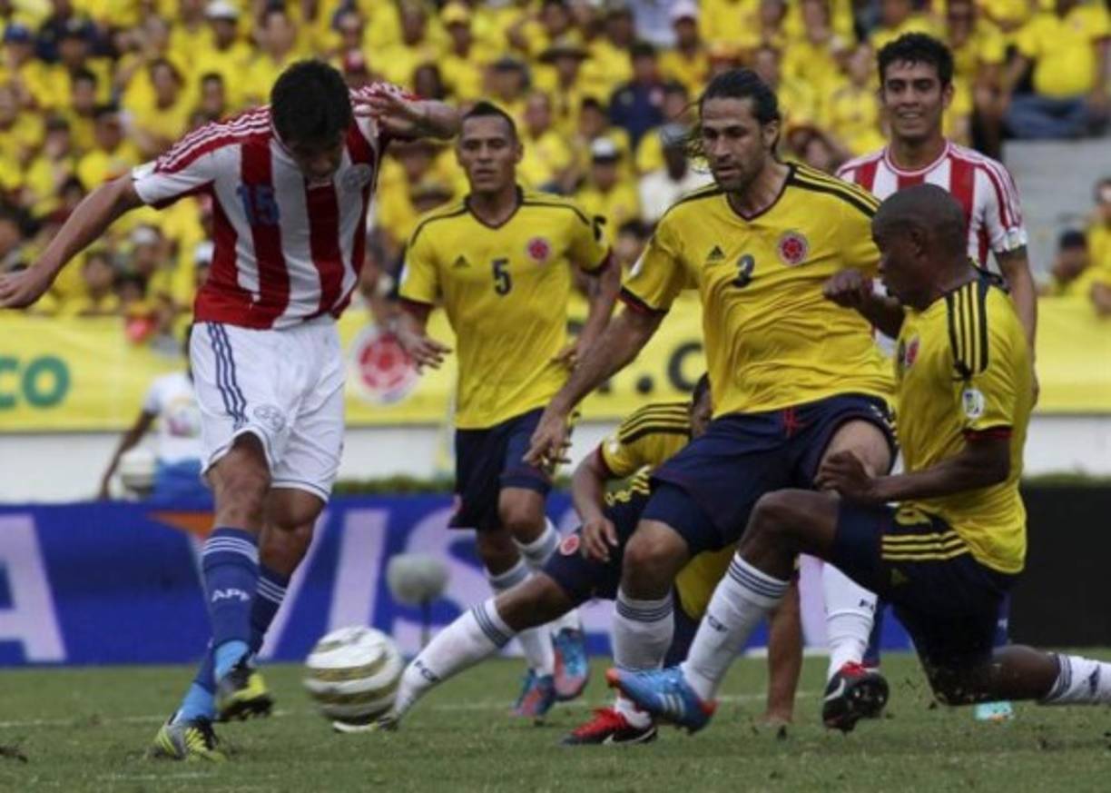 Por su parte Paraguay recibe a Colombia en uno de los duelos más atractivos. Hora: 5:30pm.