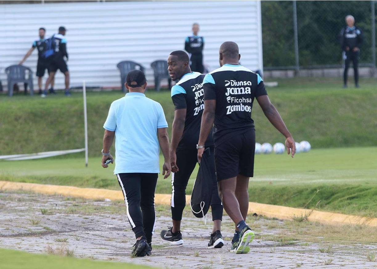 Maynor Figueroa y David Suazo han trabajado a todo vapor bajo el mando del entrenador colombiano Reinaldo Rueda.