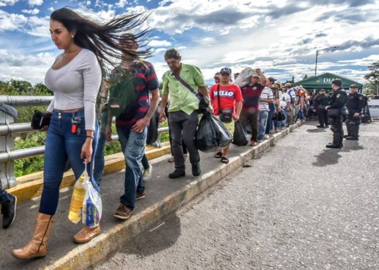 Venezuela atraviesa por una semana crucial: este domingo habrá una polémica elección de la Asamblea Constituyente, que la oposición rechaza por considerar que perpetuará al gobierno de Nicolás Maduro en el poder. Y muchos venezolanos no están dispuestos a ser parte de la violencia que se prevé estallará en el país.