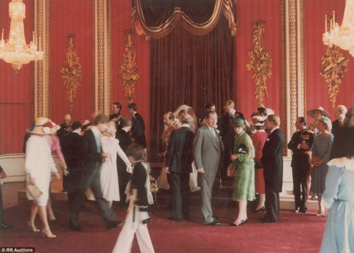 Miembros de la casas reales de todo el mundo asistieron a la boda del príncipe Carlos y Diana de Gales.