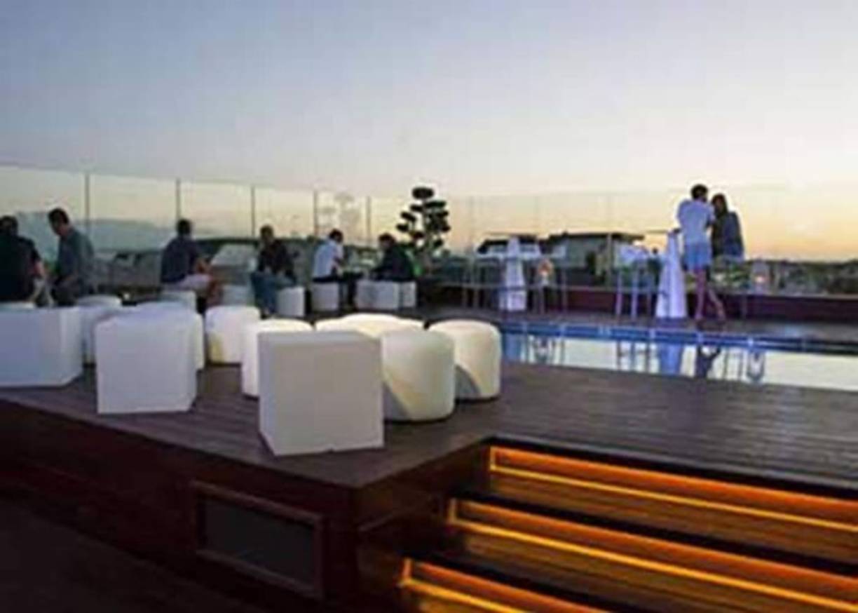 El Hotel Mim es confortable y ofrece interesantes propuestas gastronómicas y amplios espacios de ocio y recreación.