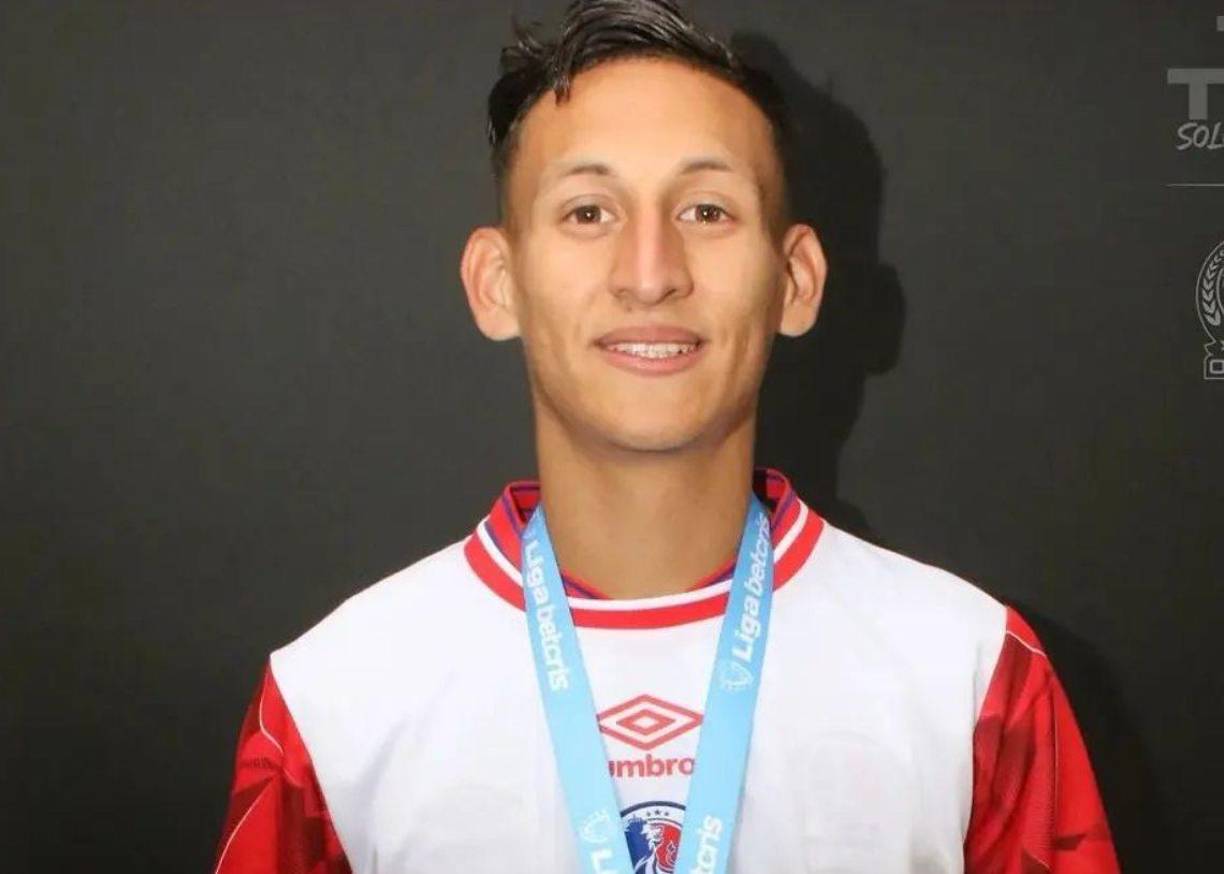 Jamir Maldonado - Olimpia está analizando si le renuevan o no el contrato al joven defensor que no fue parte del último torneo al estar lesionado.