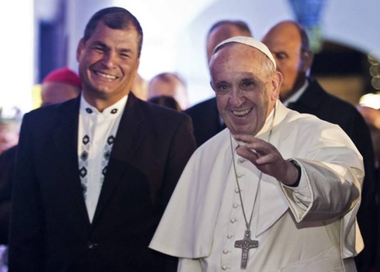 El papa Francisco se reunió con el presidente Rafael Correa.