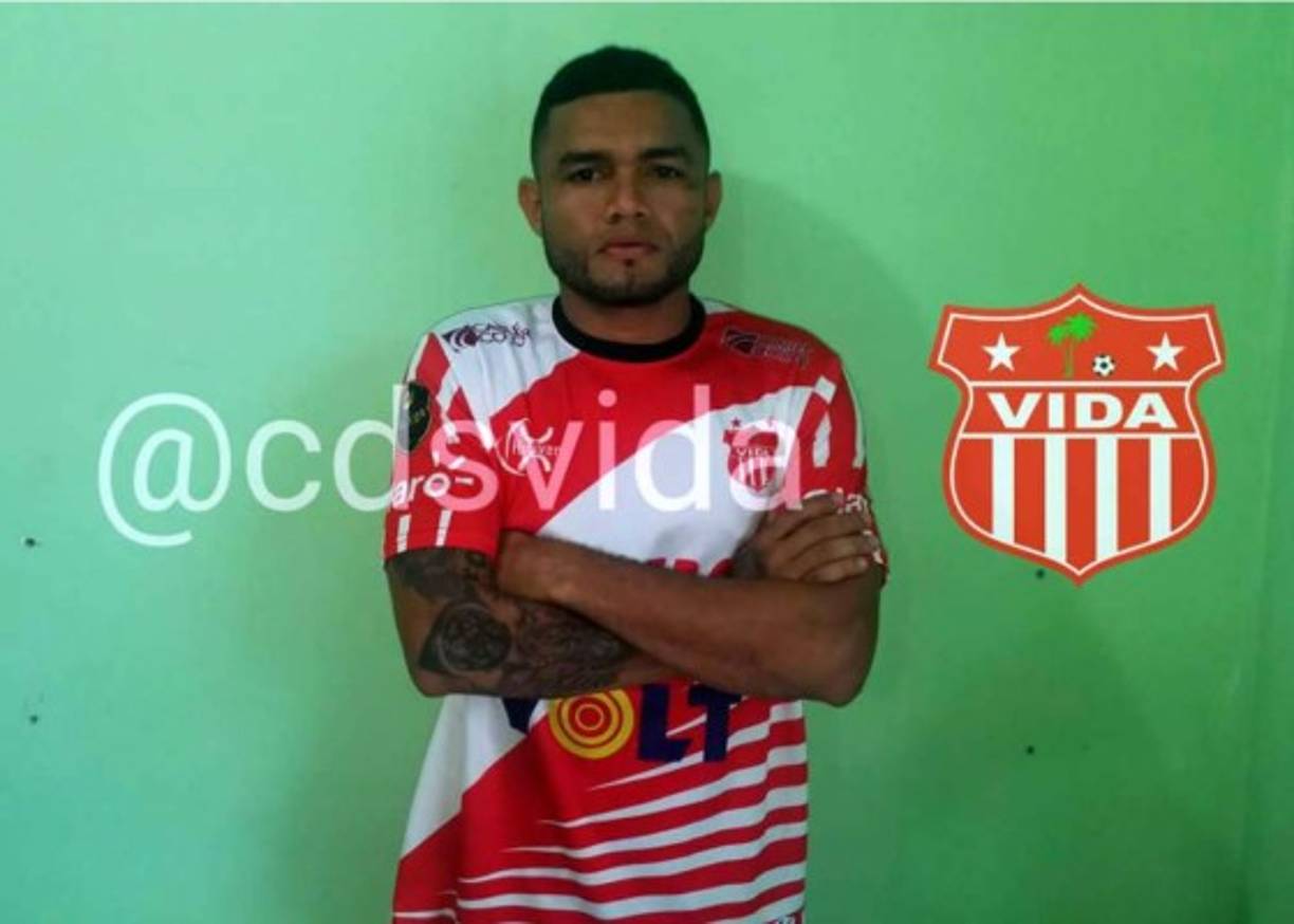 El Vida confirmó la contratación del mediocampista Alexander Aguilar, quien jugó el torneo pasado con el Platense. El jugador de 32 años ha firmado por dos campeonatos (un año).