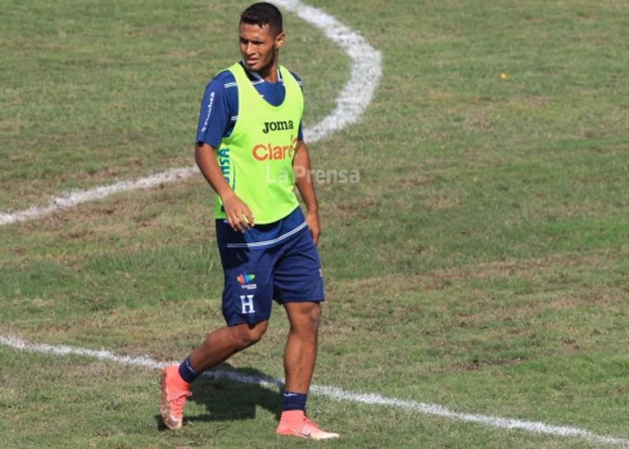 El mediocampista Alexander López se llevó los aplausos tras realizarle una cocina al delantero experimentado Carlo Costly .