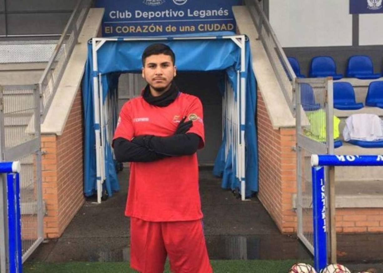 Jonathan Cisneros: Sorpresa. El mediocampista hondureño de 22 años de edad, jugará en la primera división de España, ha sido fichado por el club Leganés.