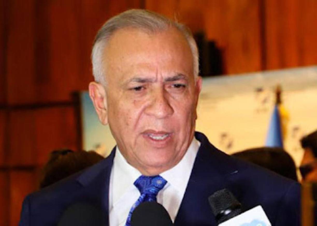 Por último, el exparlamentario, quien dirigió el Congreso entre 2013 y 2022, señaló que aún no ha decidido apoyar a un candidato específico dentro del Partido Nacional.