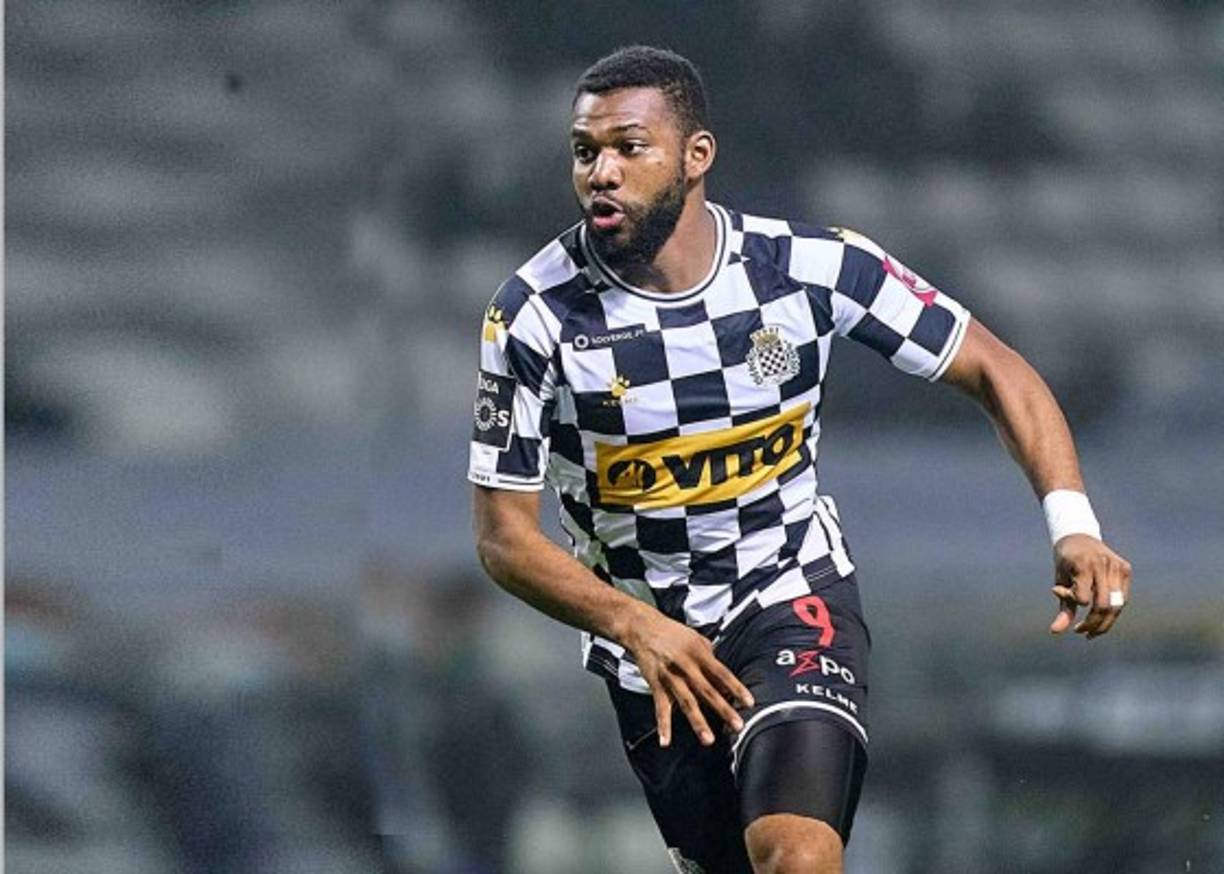 21. Jorge Benguché - Delantero del Olimpia, a donde vuelve tras estar cedido a préstamo en el Boavista de Portugal.