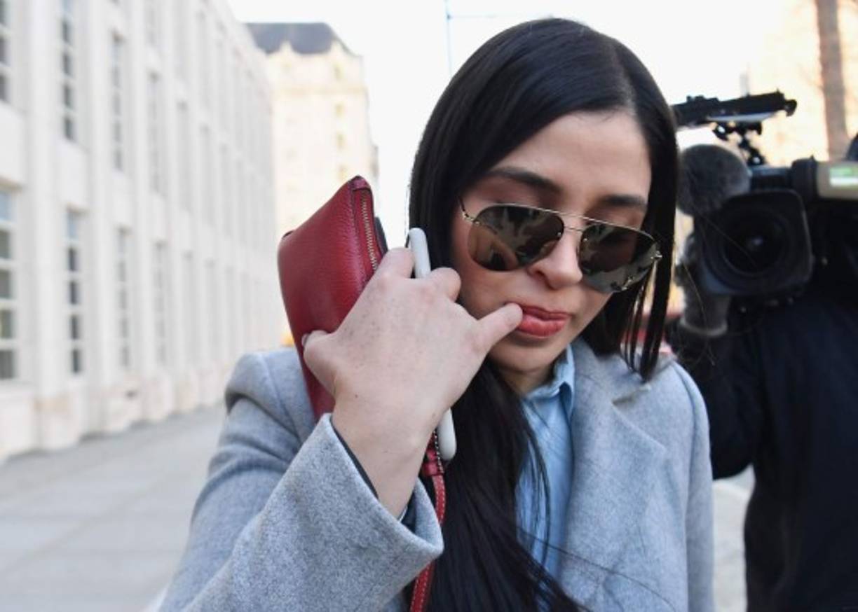 'No conozco a mi marido como la persona que están intentando mostrar', declaró Coronel, de 29 años, que comparte dos hijas pequeñas con el capo mexicano. 'Más bien lo admiro como el ser humano que conocí, y con el que me casé', dijo al Times.