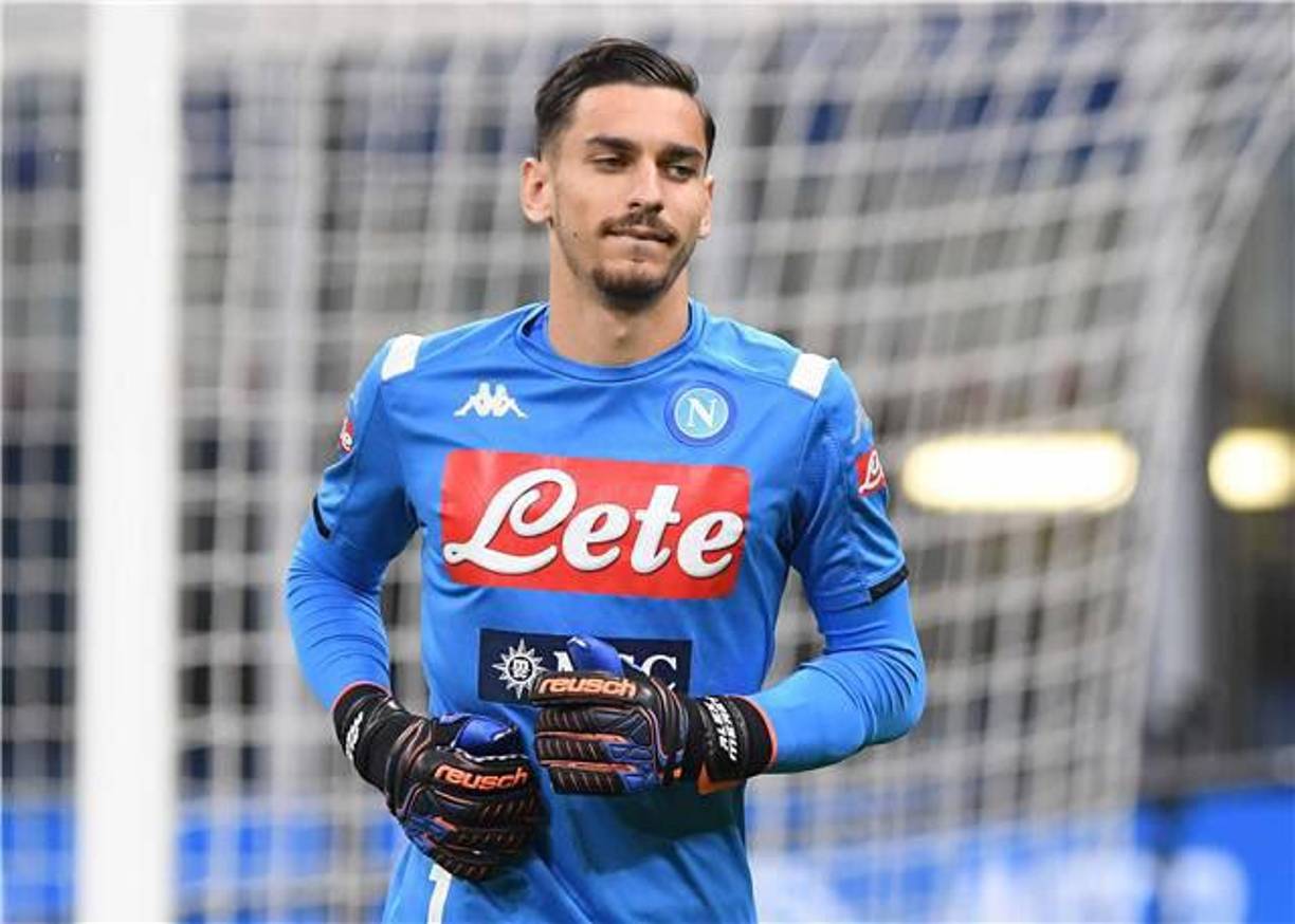 La renovación del portero belga Alex Meret con el Nápoles está cada vez más cerca. Tras el acuerdo alcanzado el pasado viernes, solo faltan los últimos detalles y luego el jugador podrá firmar su propia renovación con el club italiano.