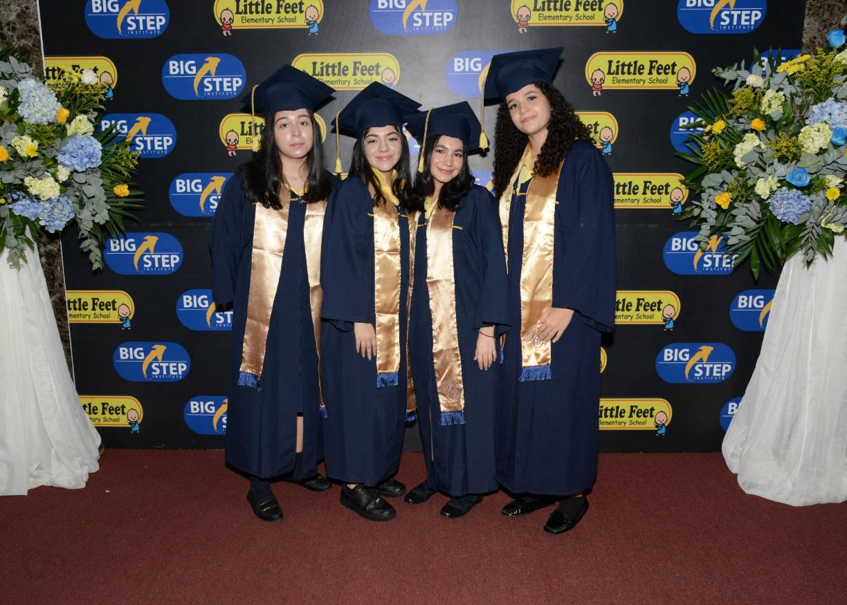 Carla Mejía, Osiris Landaverde, Kathia Gómez y Andres Chinchilla.