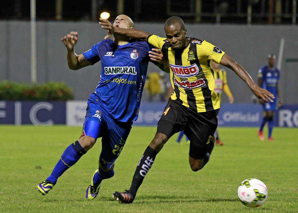 Porciano Ávila Álvarez jugó en clubes como Real España, Victoria, Real Sociedad, Juticalpa, Vida, Parrillas One. 