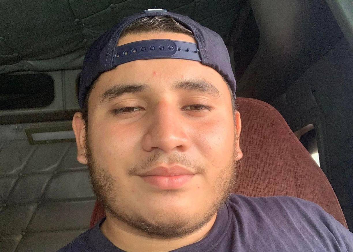 Fotografía en vida de Daniel Medina, quien iba conduciendo el vehículo todoterreno. 