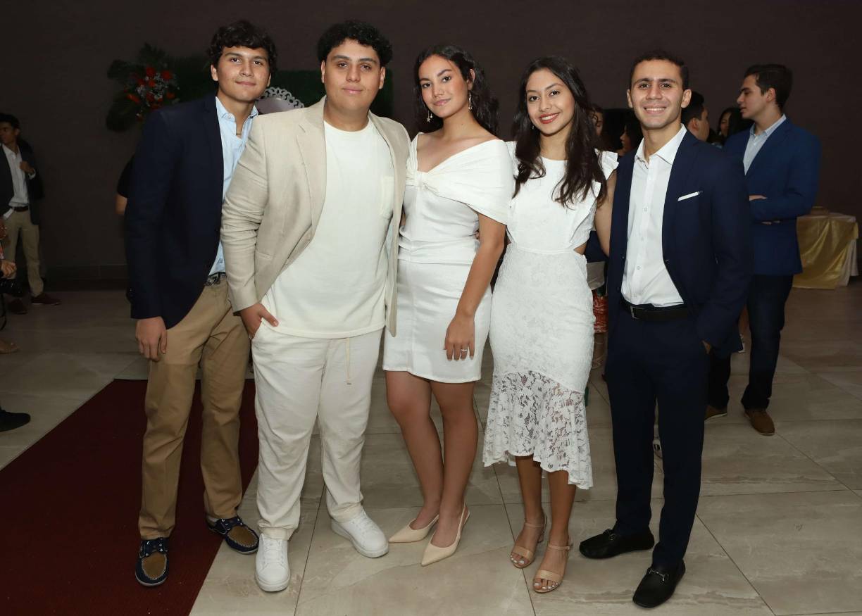 Juan Fernando Bermúdez, Sebastián Contreras, Teresa Bueso, Giselle Jarufe y Ramzy Perdomo