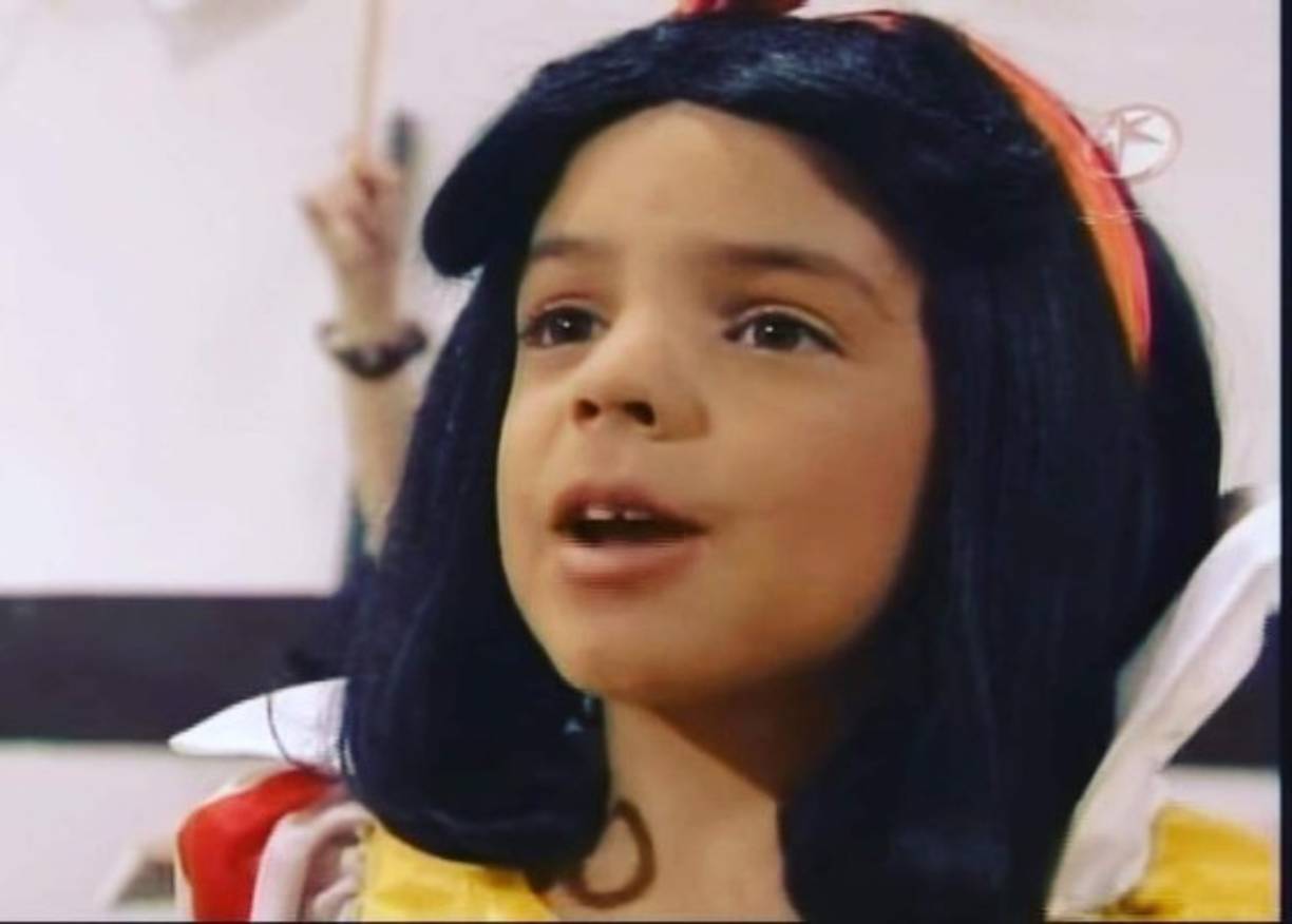 Cabe mencionar que Vadhir Derbez tuvo pequeñas participaciones en los programas de su padre Eugenio.