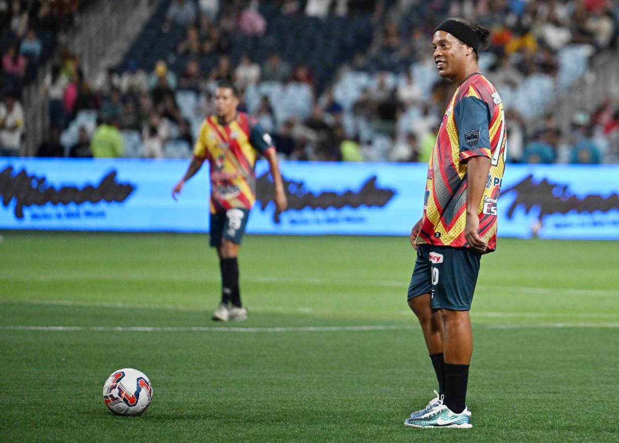 Y agregó: “Es difícil encontrar la energía para ver los partidos. Este es, quizás, uno de los peores equipos de los últimos años, no tiene líderes respetables, son jugadores promedio en su mayor parte”.