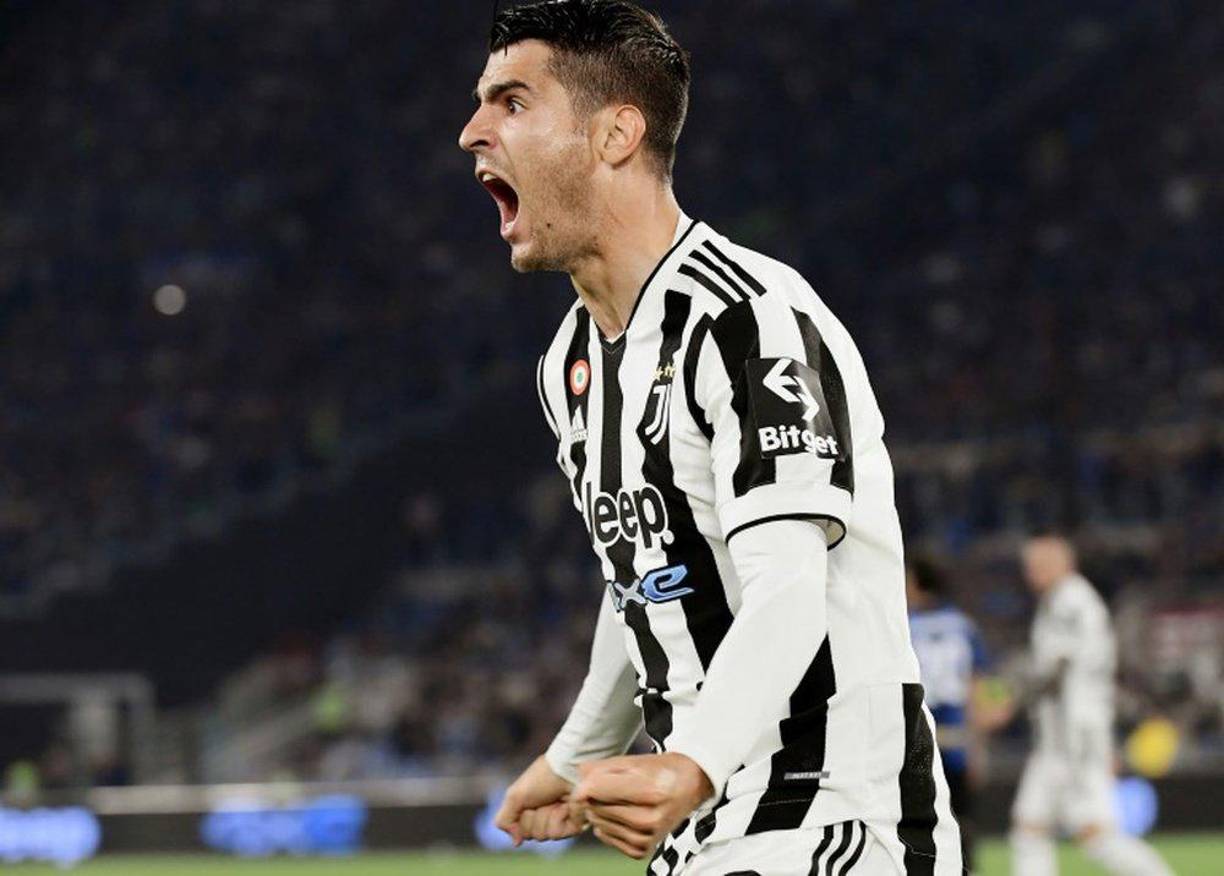 La Juventus quiere volver a tener en sus filas al delantero español Álvaro Morata, quien realiza pretemporada con el Atlético de Madrid (club dueño de su ficha). Según avanza ‘Tuttomercato’ el club turinés estaría trabajando para conseguir la cesión del atacante.