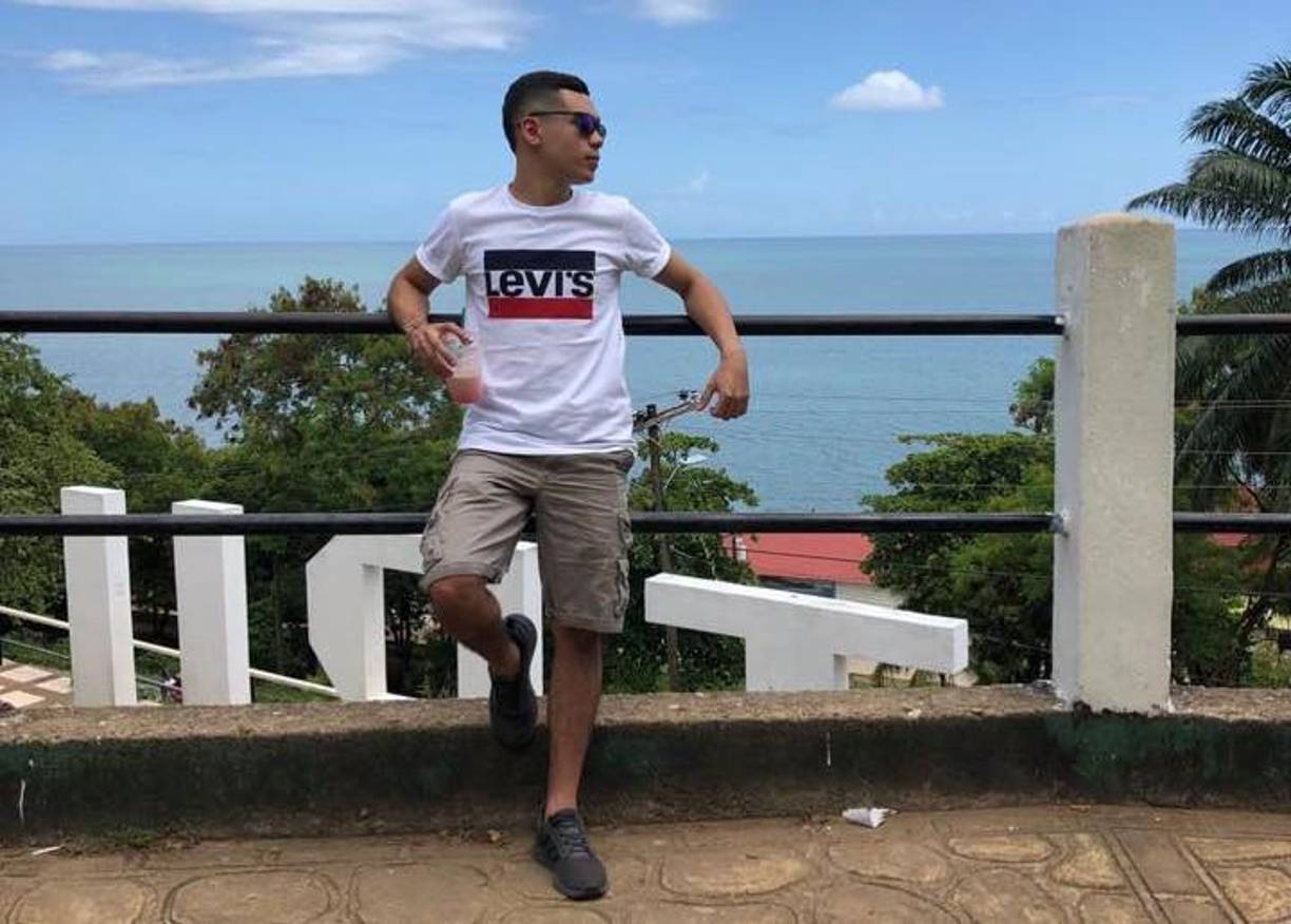 El repentino fallecimiento del jovencito ha provocado consternación en Yoro. 