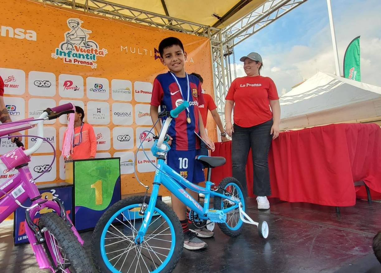 Fotos: Las premiaciones de los ganadores de la Vuelta Ciclística de LA PRENSA 2024