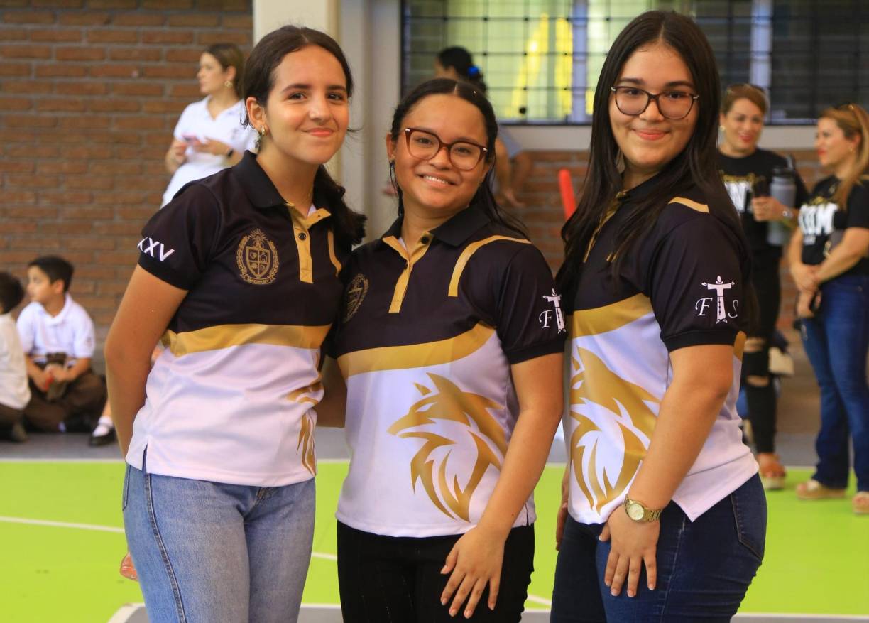 Arianna Rodríguez, Nancy Leiva y Evelyn Regalado