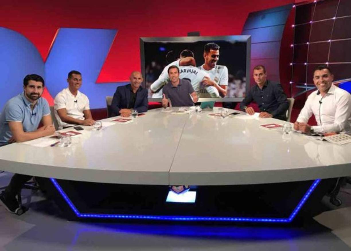 El mexicano Marco Antonio Rodríguez tiene varias facetas en su vida. Se desempeña como pastor, analista arbitral en España y director técnico.