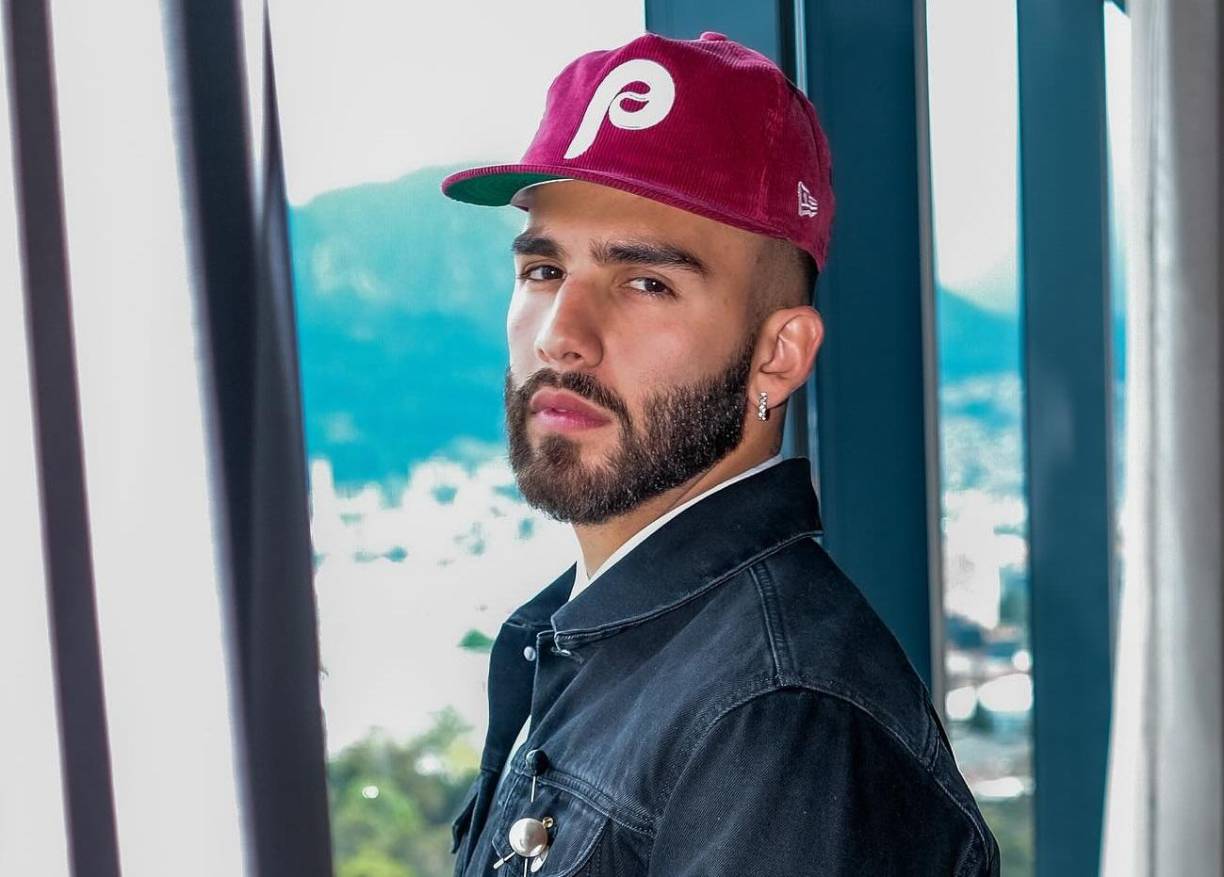 El lanzamiento de ‘201’ llega en un momento de gran éxito para Turizo después de que su hit ‘La bachata’ (2022) se ha convertido en la canción solista latina más reproducida de la historia en Spotify, con casi 2.000 millones de reproducciones. Este logro le valió una certificación de Platino en Estados Unidos y 26X Platino Latino.