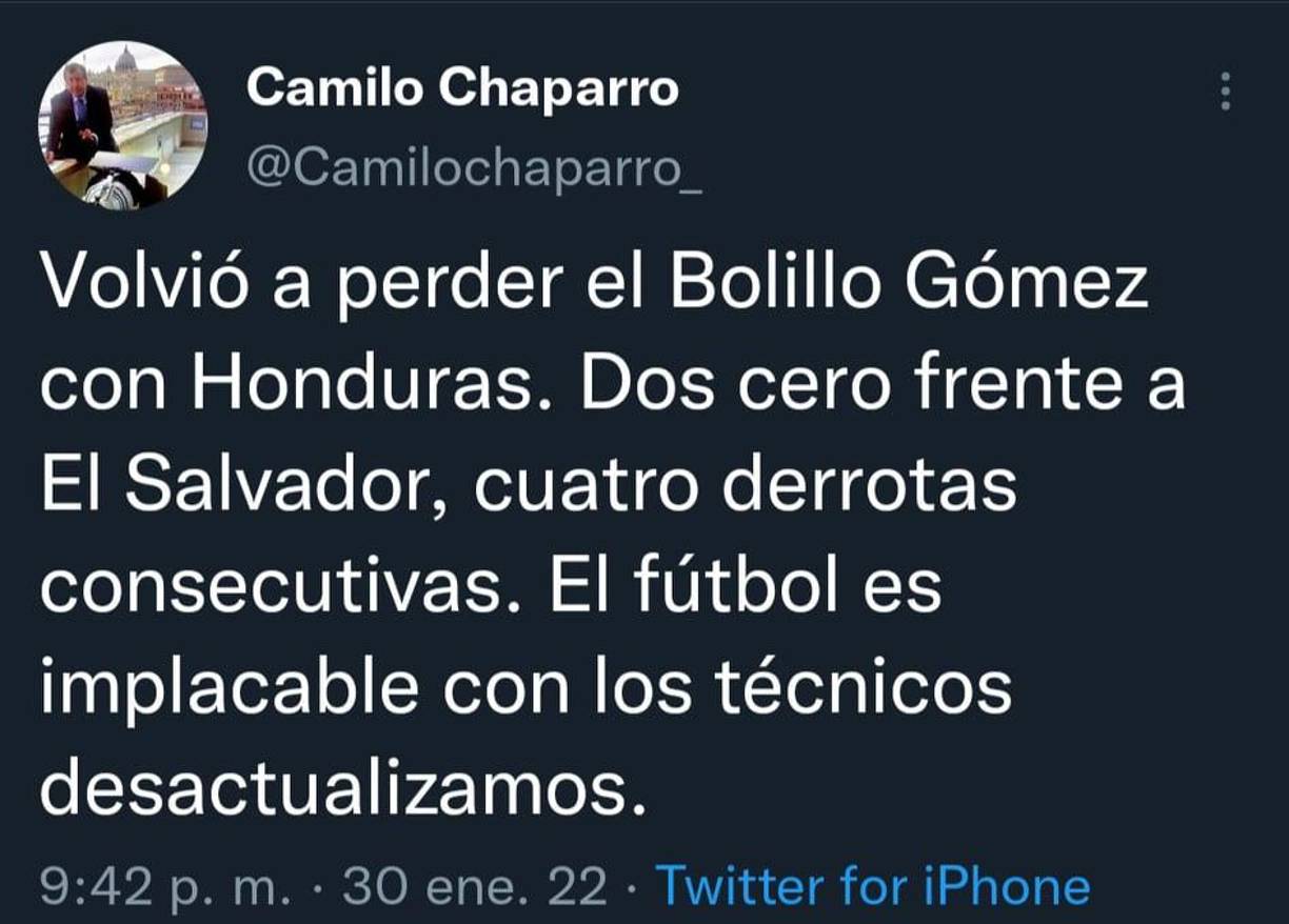 El periodista colombiano Camilo Chaparro lanzó un dardo para el seleccionador de Honduras y lo acusó de ser un DT desactualizado.