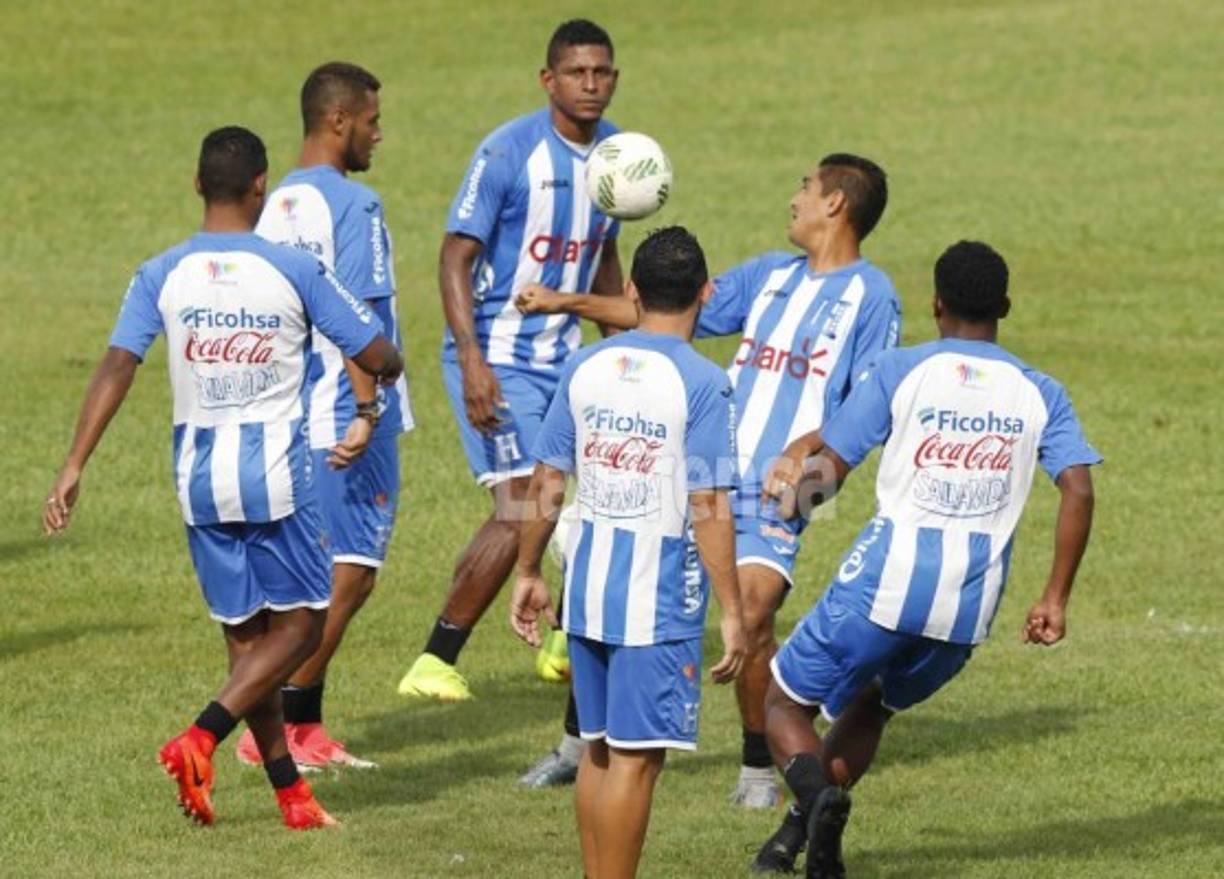 El calor sin duda puede ser uno de los aliados de la Bicolor ante el conjunto de las barras y las estrellas y quizás, por esta razón el colombiano Jorge Luis Pinto realizó en horas de la tarde su penúltimo ensayo para este encuentro