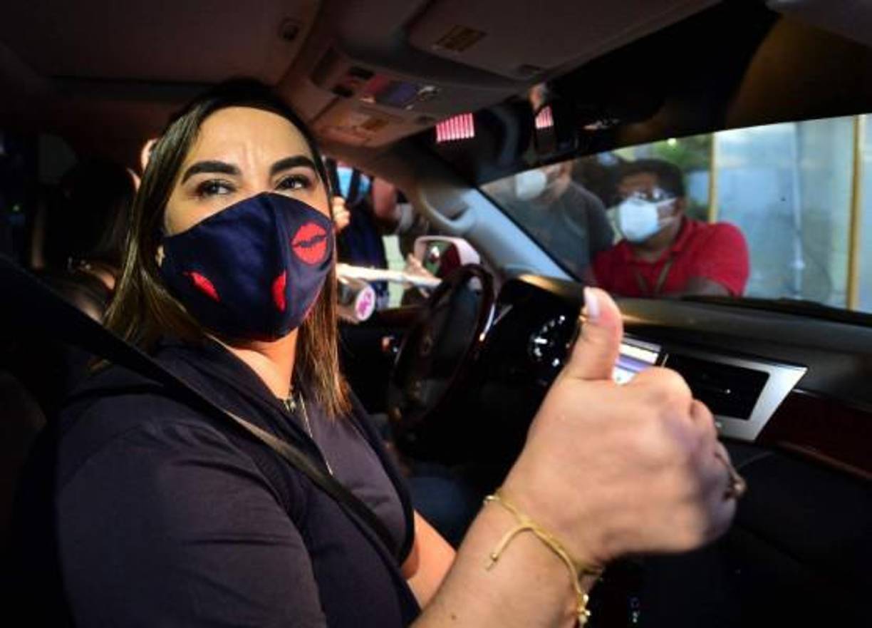 También, Medicina Forense estableció que es necesario someter a “Mi Rosa” a una evaluación con un médico endocrinologo de un hospital público para valorar su cuadro de hipotiroidismo, que “puede estar incidiendo en un agravamiento de su estado psicológico y emocional”.