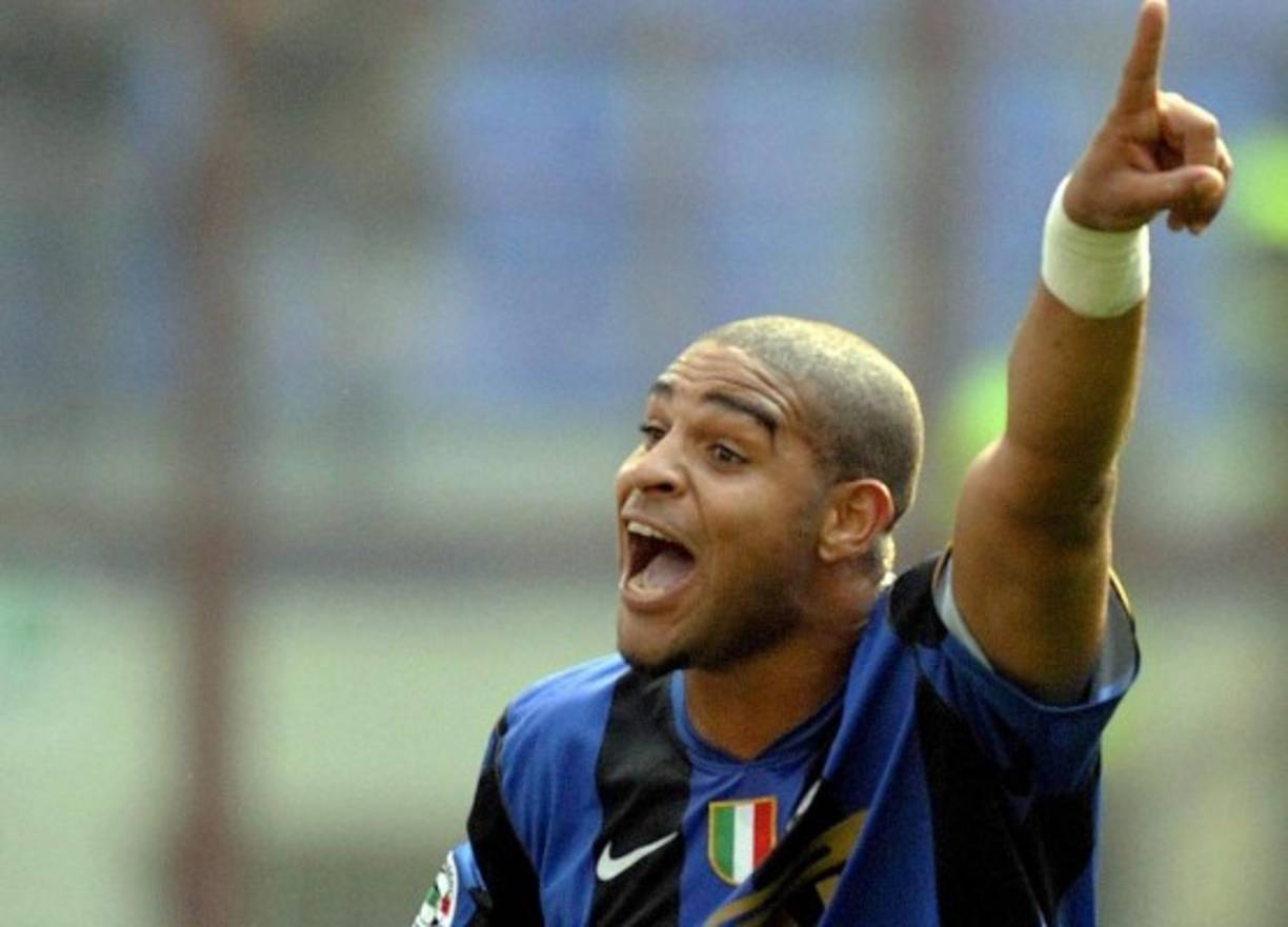 De un día para otro toda esa carrera brillante se derrumbó, pues dejó de hacer goles en el Inter; fue cedido y dejó de ser convocado a la selección de Brasil.