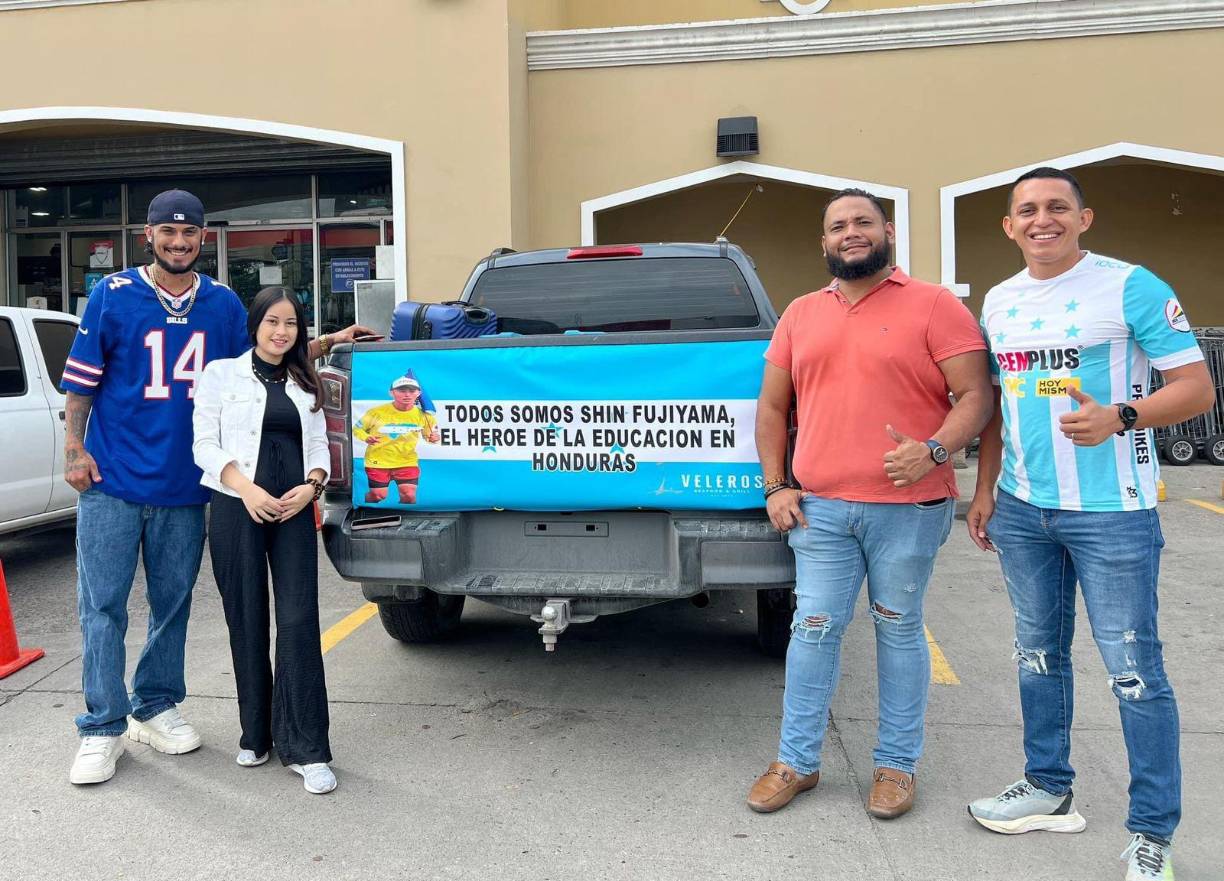 Fotografía donde se observa a la novia de Shin Fujiyama viajar a El Salvador para encontrarse con Shin Fujiyama.