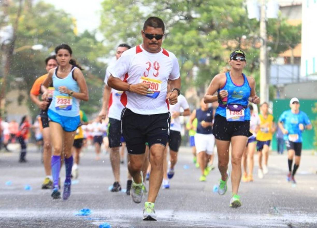 La Maratón nuevamente ha sido respaldada por el pueblo sampedrano.