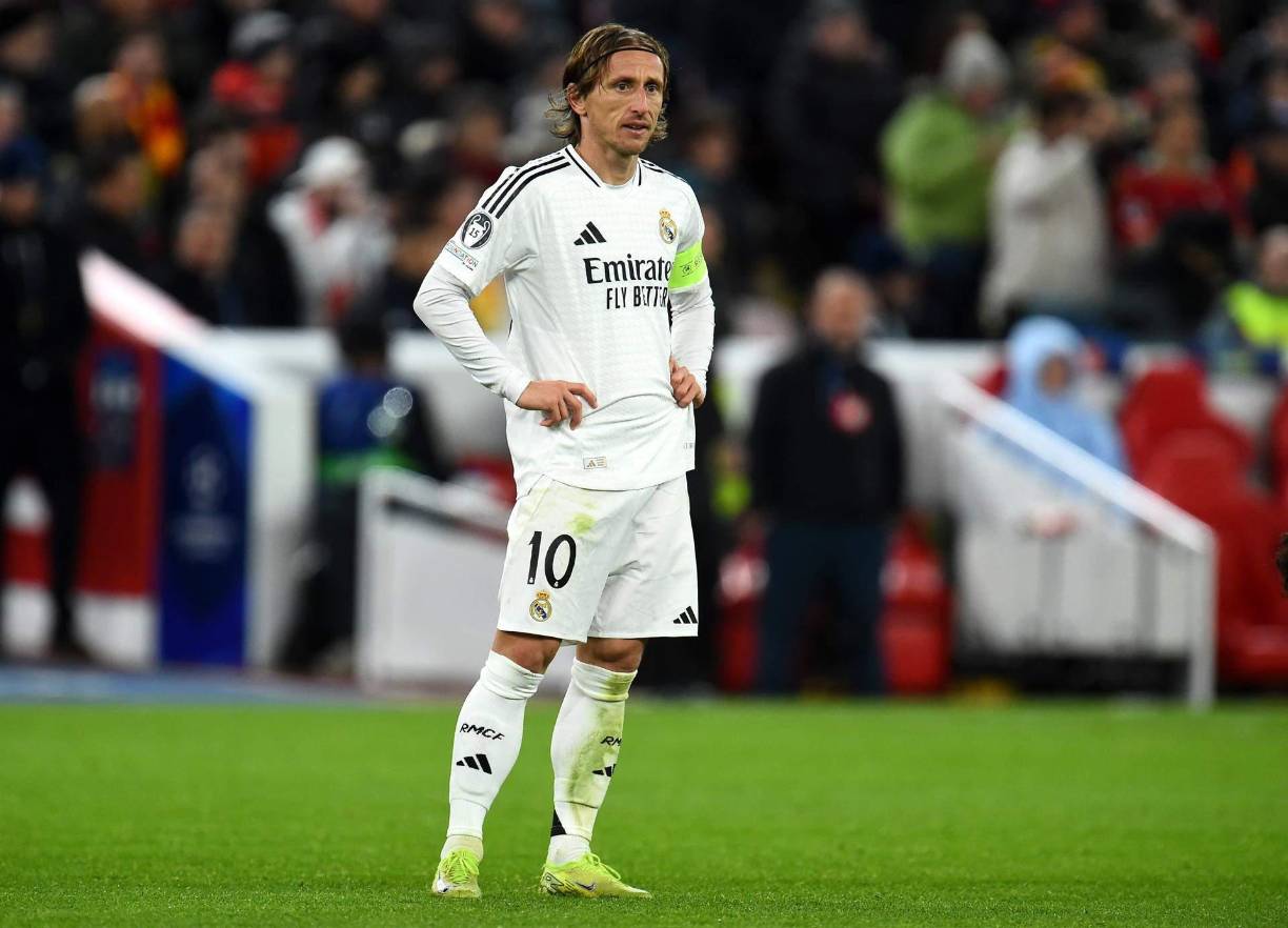 La cara de decepción del capitán Luka Modric en la derrota en Liverpool.