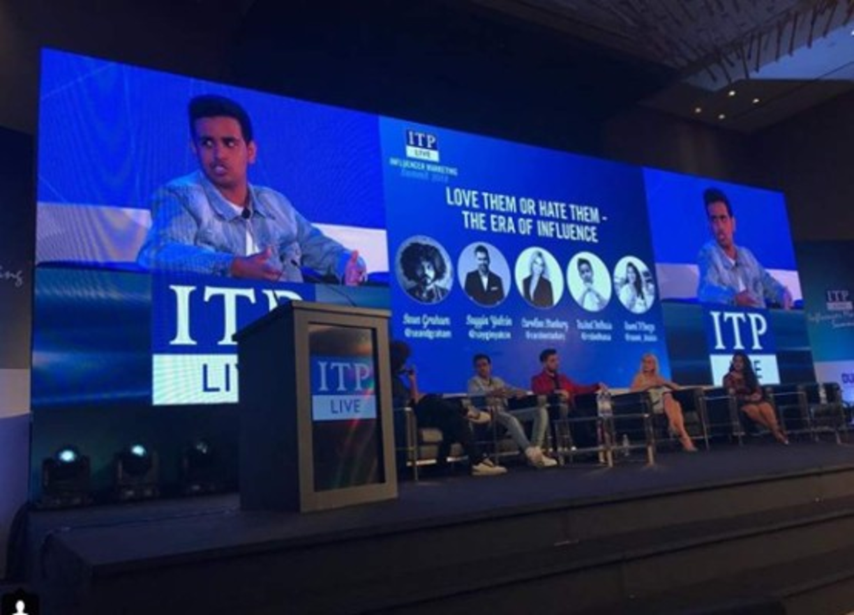 El joven desea ser como su padre en los negocios; sin embargo, primero ha empezado conquistando las redes sociales.