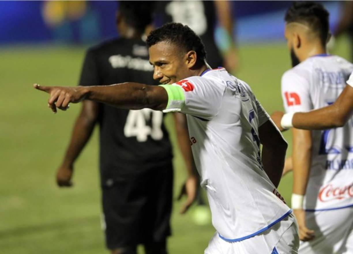 Ever Alvarado - Es el capitán y estará en la banda izquierda frente al Saprissa.