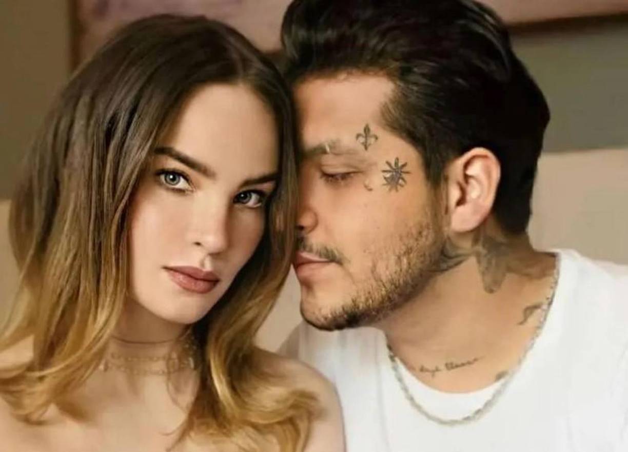 “Sabía que me ibas a dejar sola y a destruir la vida”, se lee en la misma imagen.