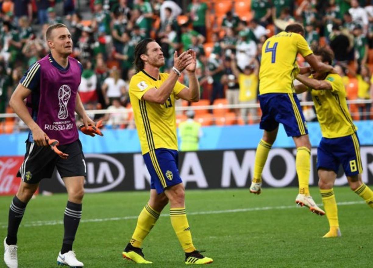 Los suecos terminaron quedándose con el liderato de la llave al golear a México