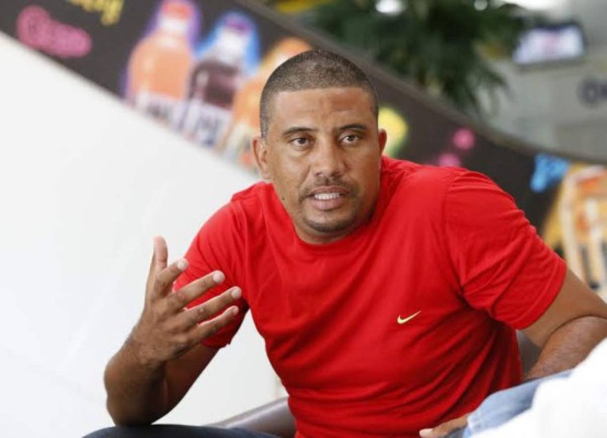 ¿Por qué no volvió a un grande? fue preguntado Ney Costa en una ocasión y respondió: 'Seguro que por ese tema de gordo. Las condiciones las tengo'.