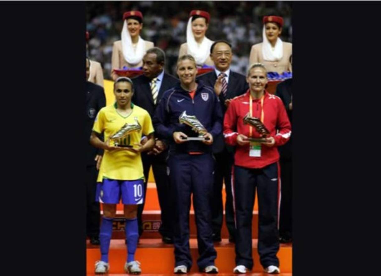 En el Mundial de Fútbol Femenino de 2007, Brasil perdió en la final (2-0) frente a Alemania. Marta fue Balón de Oro y Bota de Oro de la Copa del Mundo de la FIFA.