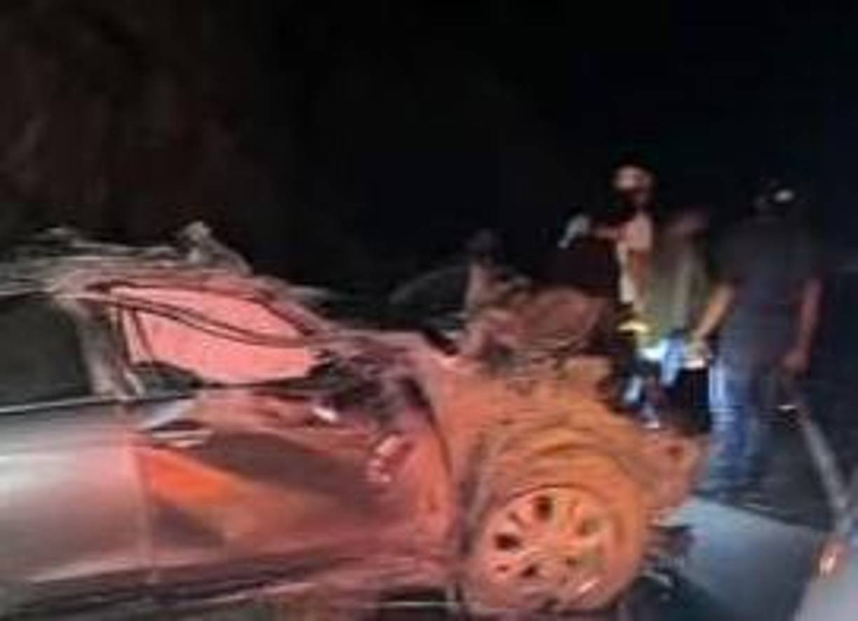 Hasta ahora se desconocen las causas del accidente y si hubo o no otro vehículo involucrado. 