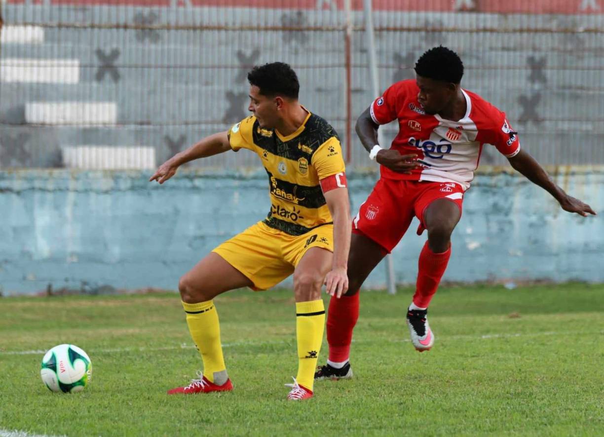 El Estadio Municipal <b> </b>acogió un choque que pintaba para ser entretenido, pues tenía como ingredientes a los equipos que rozaban la zona roja, sin embargo, el espectáculo fue pobre y los aurinegros siguen sin levantar cabeza.