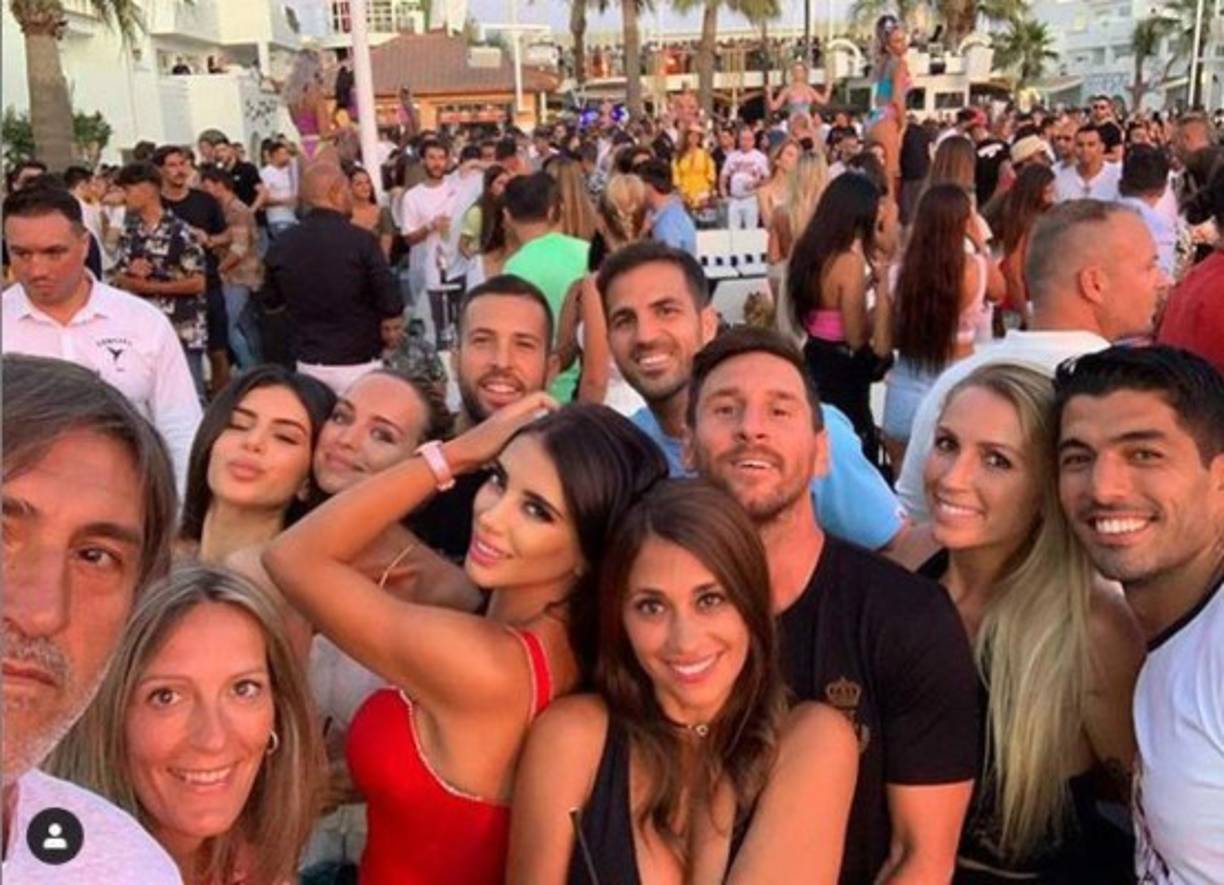 Antonela ha subido varioas fotos a Instagram para compartir con sus seguidores todas sus vacaciones en la isla.