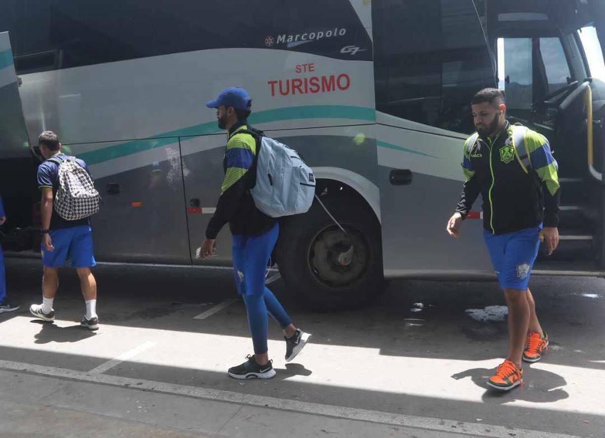 “Sabemos que Alajuela es uno de los grandes de Centroamérica, con experiencia en estos torneos, pero nosotros vamos a hacer nuestro trabajo. Vi los últimos partidos de ellos y estamos listos y preparados para grandes cosas”, afirmó el maestro Rivera.