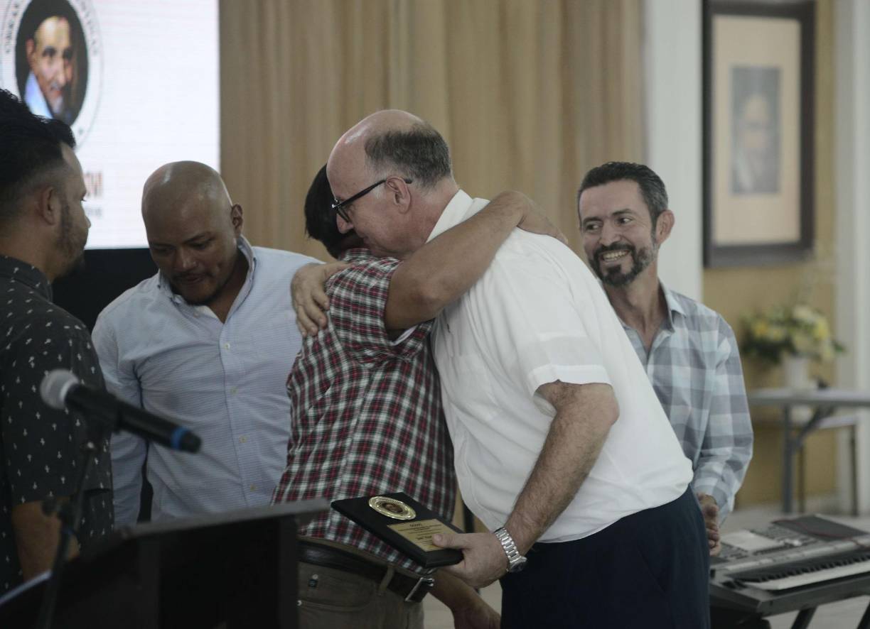 Padre Vicente Nacher es homenajeado por Fundación OSOVI