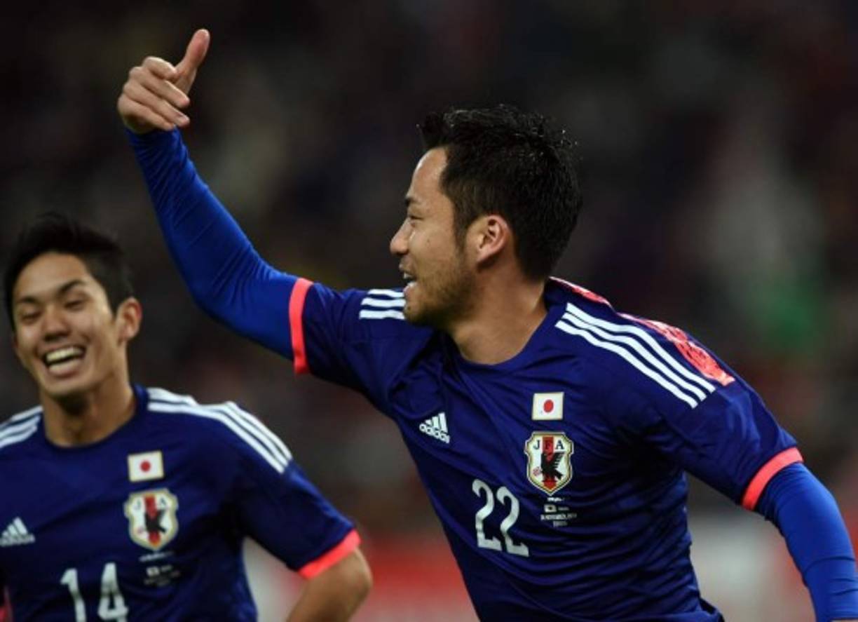Maya Yoshida abrió el camino de la victoria japonesa.