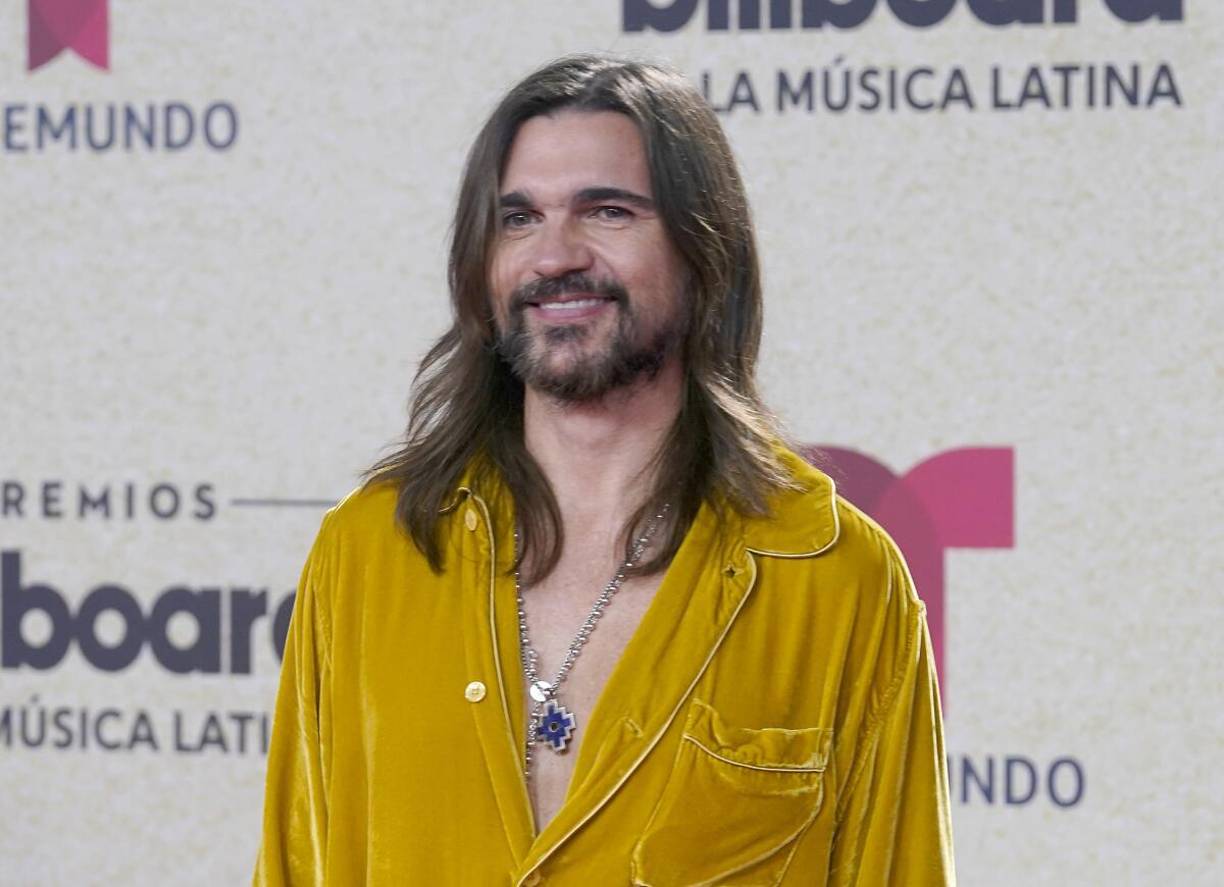 Juanes anunció las fechas de su gira mundial “Vida Cotidiana”. Producida por Live Nation, la gira de 27 paradas comenzará el 13 de febrero en Portland, Oregon y terminará el 30 de marzo en Hollywood, Florida. En el camino, visitará ciudades como Los Ángeles, San Diego, Las Vegas, Chicago, Toronto y Houston, entre muchas más.