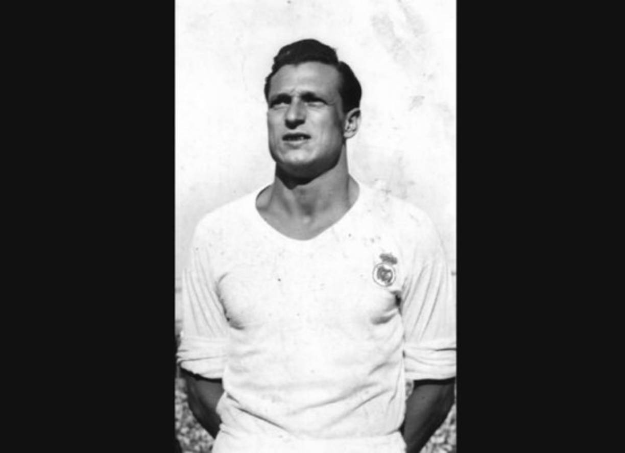 José Luis Pérez-Paya - Fue uno de los primeros futbolistas españoles en tener un título universitario. Tras una carrera donde ganó títulos en el Atlético y en el Real Madrid, al retirarse se dedicó a puestos directivos en la Federación Valenciana y entre 1970 y 1975 presidió la Federación Española de Fútbol.