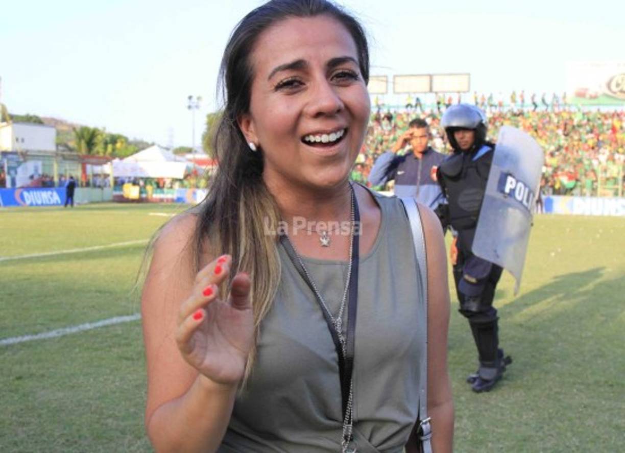 La mexicana María José Macías es productora de Televisa y la prometida de Yaudel Lahera. La chica vino a San Pedro Sula para estar con su amado.