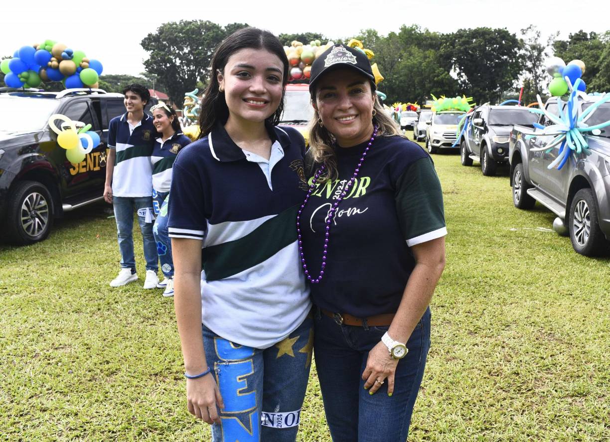 Adriana Martínez y Doris Meliza Pineda Reyes. 