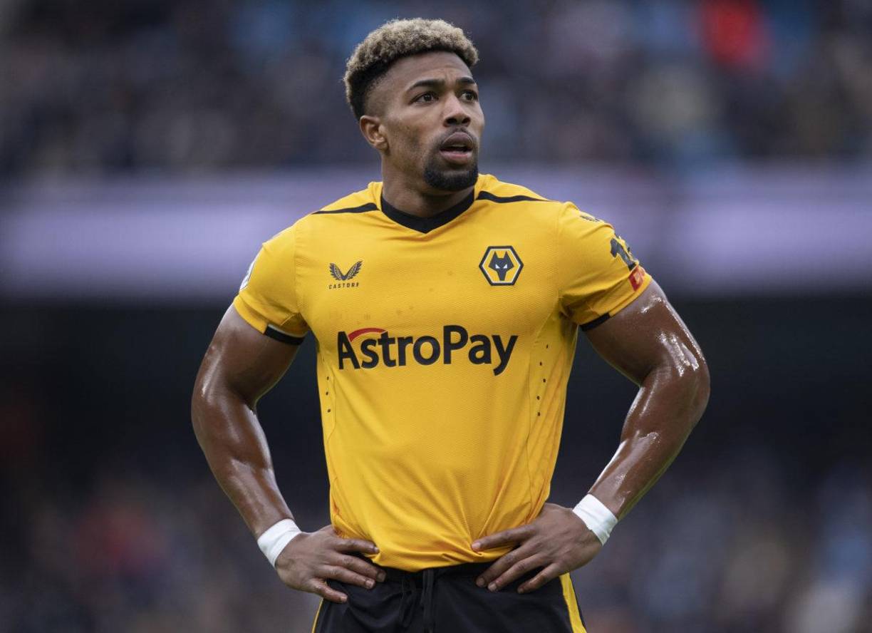 Adama Traoré - El corpulento jugador finaliza contrato al término la actual temporada con el Wolverhampton y podría abandonar el club inglés e iniciar una nueva aventura de nuevo en el fútbol español. Según informa ‘Relevo’, el Betis ya ha realizado una propuesta al extremo español para que se convierta en el primer fichaje del curso 23-24. Adama tienes más propuestas, pero la del equipo andaluz es de su agrado porque le permitiría volver al fútbol español.